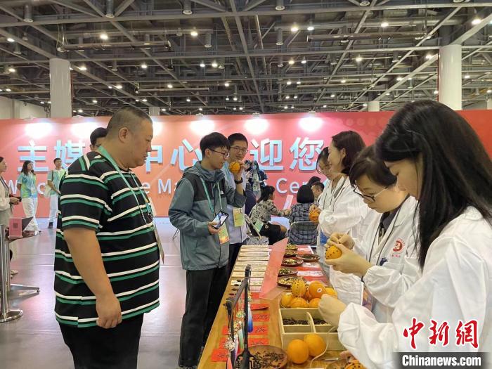 亚残运会中医药文化体验馆成焦点 中医体质辨识