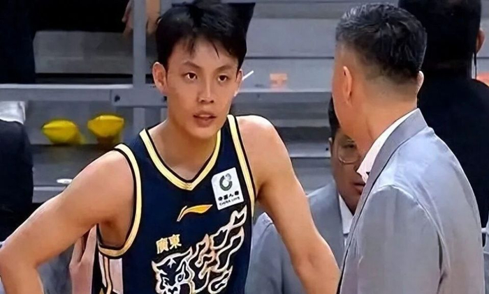 杜锋全运会夺冠后仍遭下课质疑，广东队联赛成