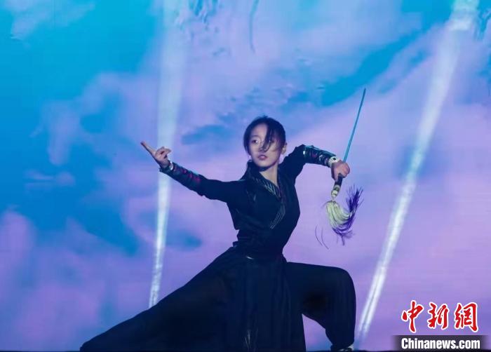 第16个全民健身日：跟00后武术冠军阴文彦学两招