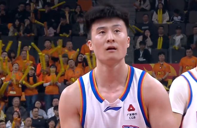 四川男篮36连败刷新CBA纪录 球迷呼吁改革