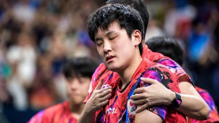 张本智和祭祖被拒引争议，身份认同困境引深思